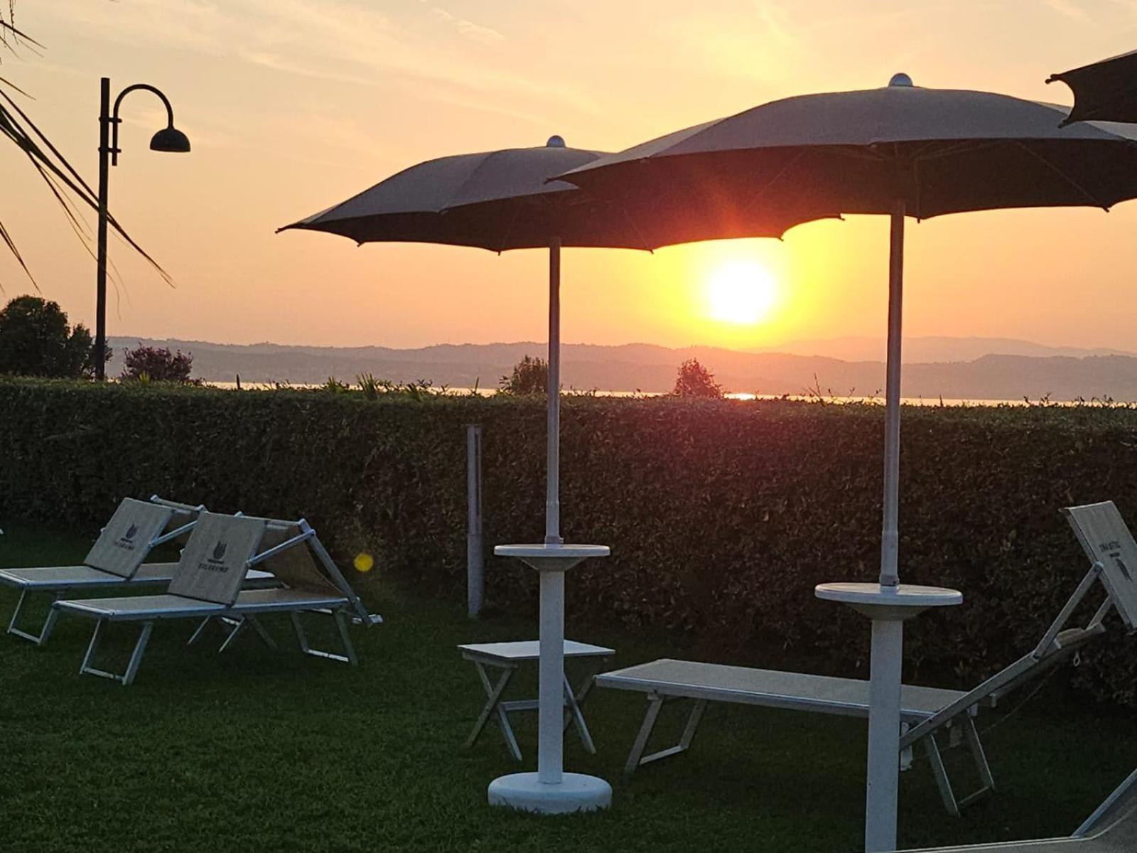 Appartamenti Residence Tulipano Sirmione Eksteriør billede