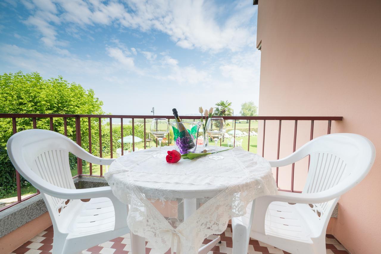 Appartamenti Residence Tulipano Sirmione Eksteriør billede