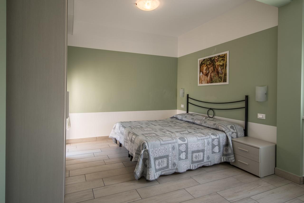 Appartamenti Residence Tulipano Sirmione Eksteriør billede