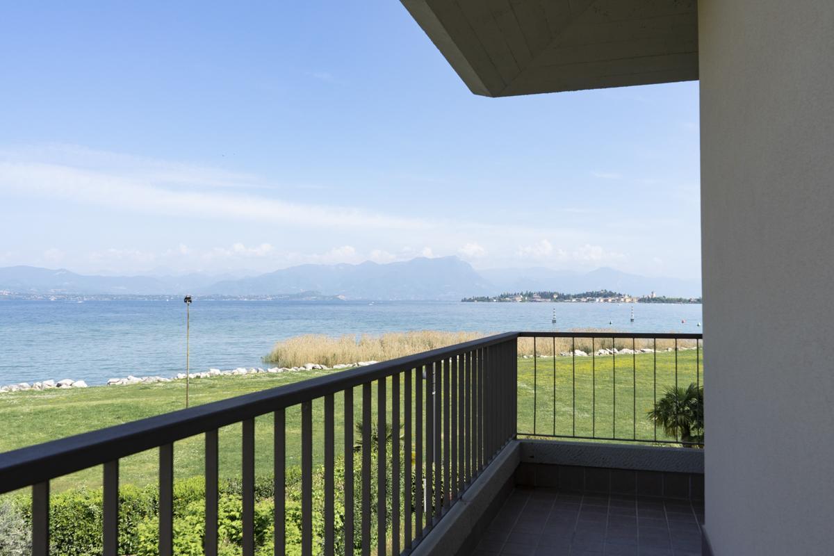 Appartamenti Residence Tulipano Sirmione Eksteriør billede