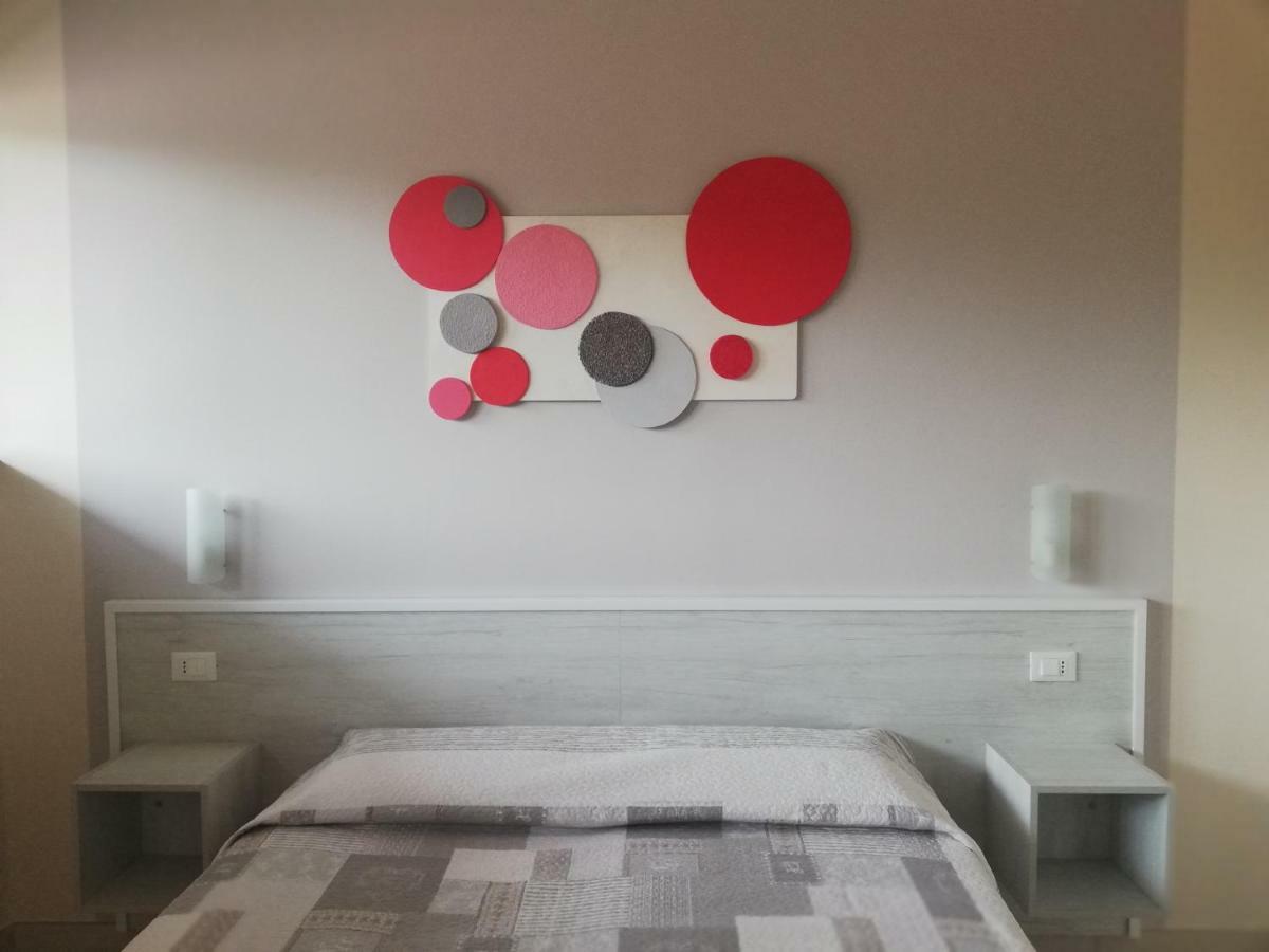 Appartamenti Residence Tulipano Sirmione Eksteriør billede