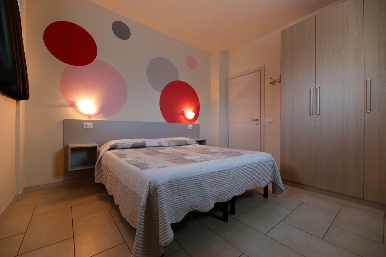 Appartamenti Residence Tulipano Sirmione Eksteriør billede