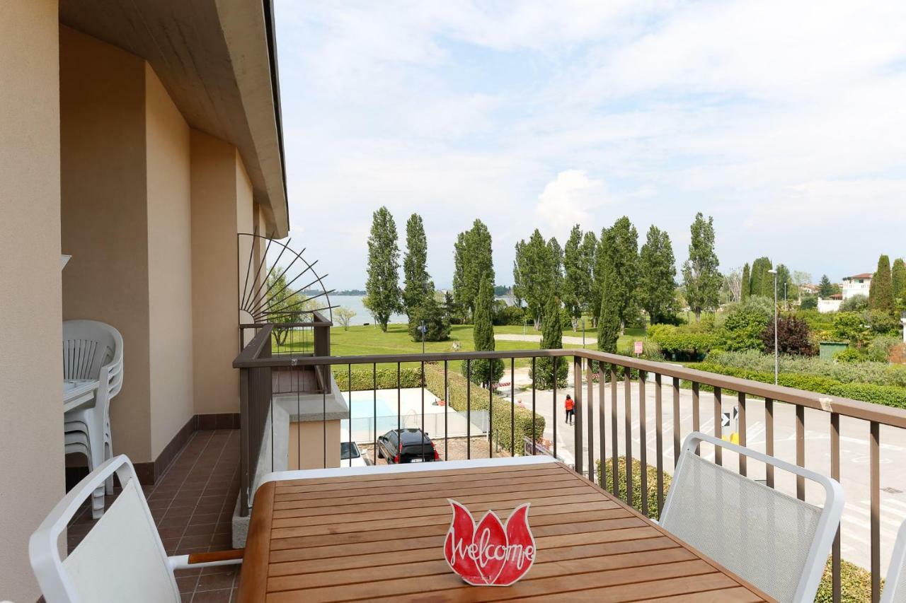 Appartamenti Residence Tulipano Sirmione Eksteriør billede