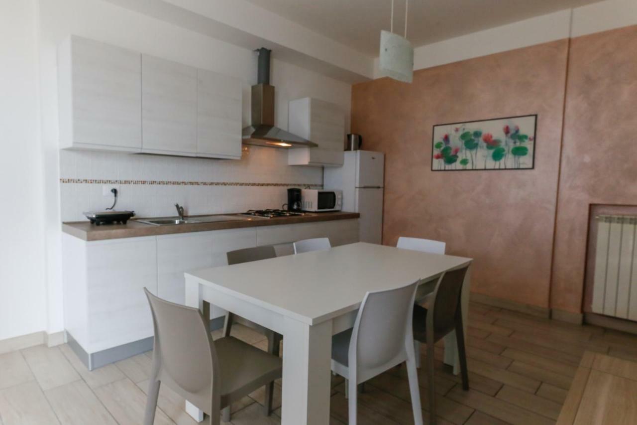 Appartamenti Residence Tulipano Sirmione Eksteriør billede
