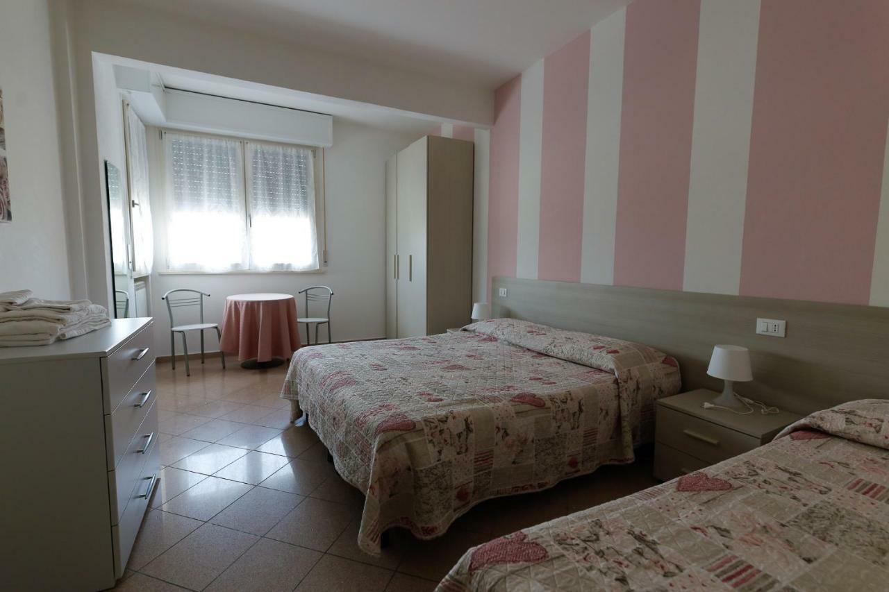 Appartamenti Residence Tulipano Sirmione Eksteriør billede